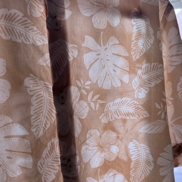 Cactus Man Men's Beige and White Floral Button-Down Shirt | Large - Picture 6 of 6